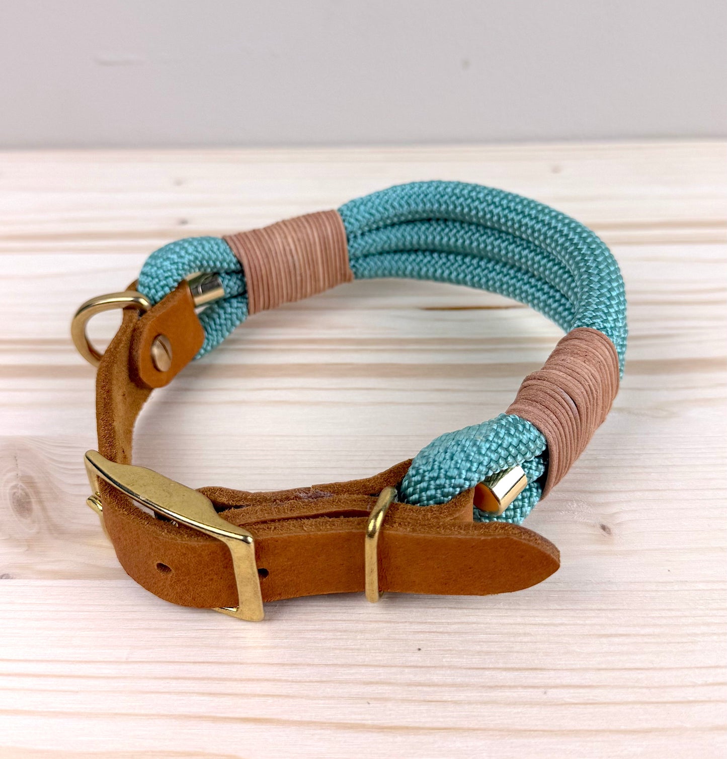 Lottes Fellfreunde - Handgefertigtes Tau-Halsband "Sea Green"
