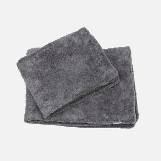 Extra weiche, dunkelgraue Plüsch-Hundedecke Fluffy von William Walker bei Lottes Fellfreunde.